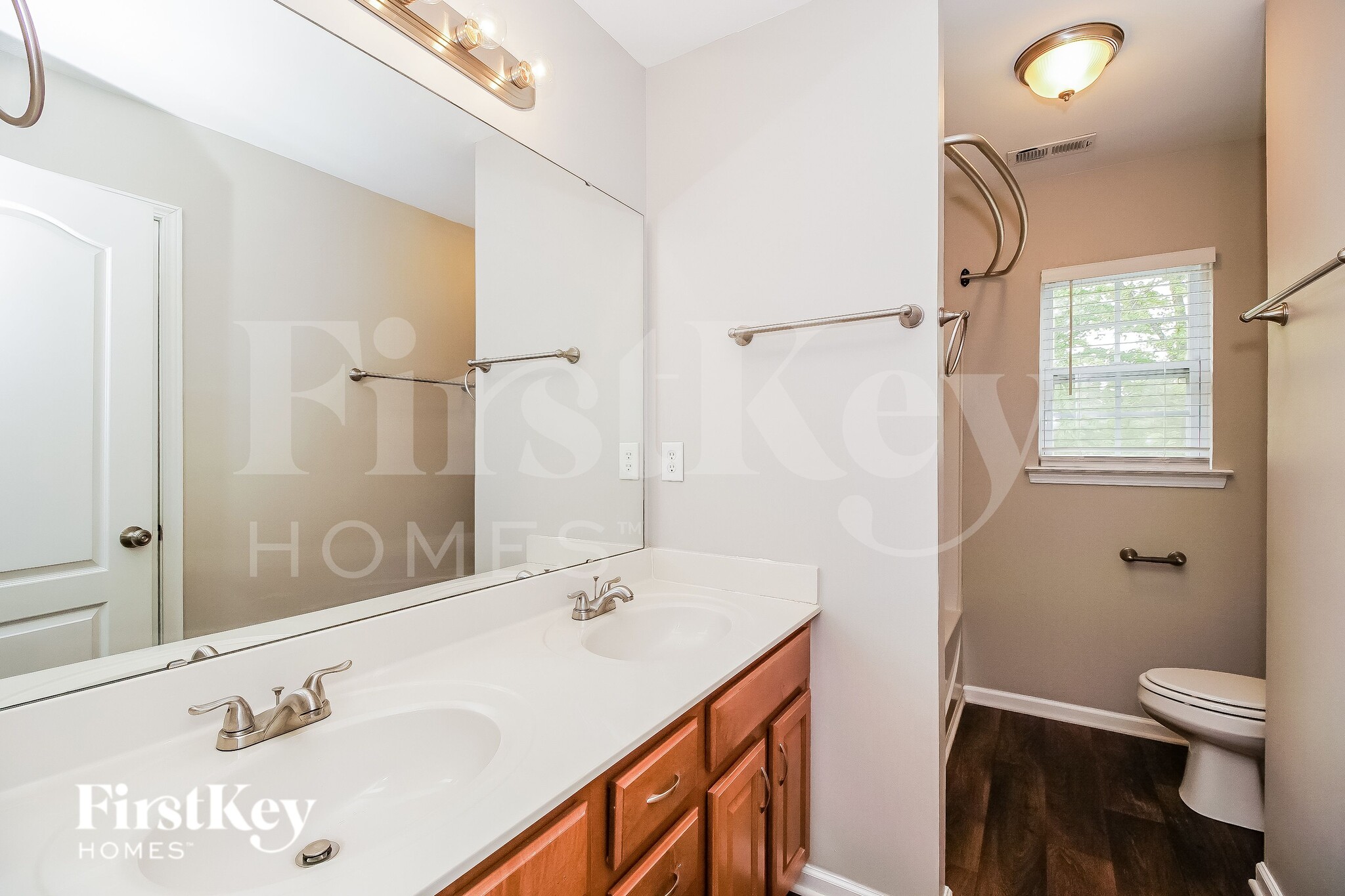 Building Photo - 13510 Delstone Dr