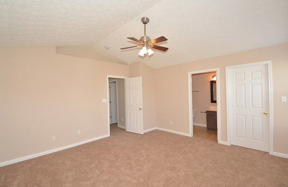 Building Photo - 6917 Tree Top Ln