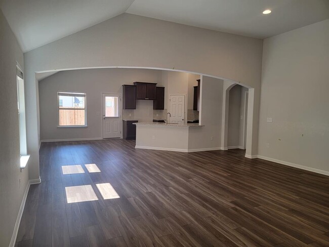 Building Photo - 612 Little Draw Ln