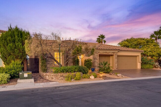 Building Photo - MacDonald Ranch Dream Home with Resort Style Backyard