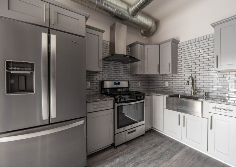 Building Photo - 490 Pearl St