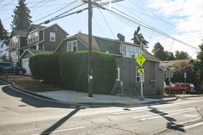 Building Photo - 9056 3rd Ave NW