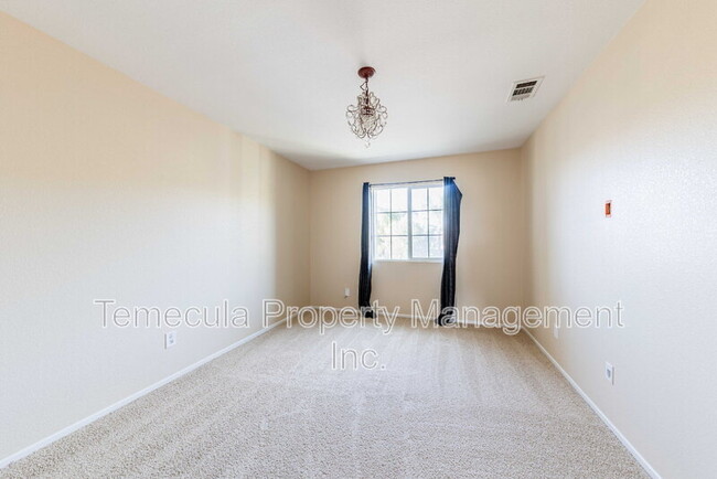 Building Photo - 29943 Tierra Shores Ln