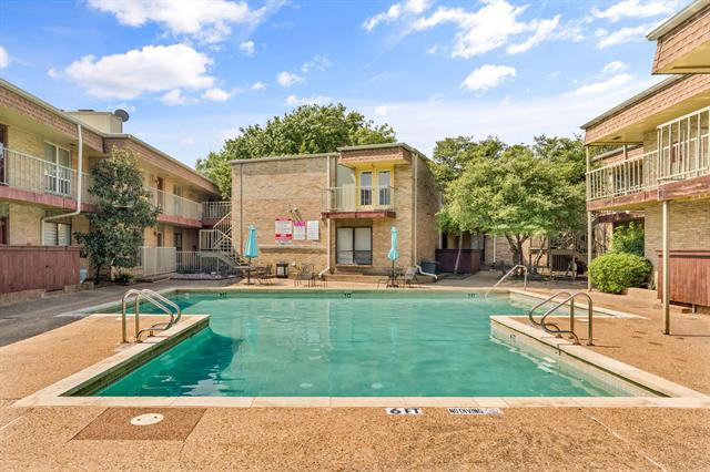 Building Photo - 5924 Birchbrook Dr