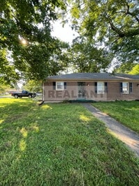 Building Photo - 1100 Shun Pike