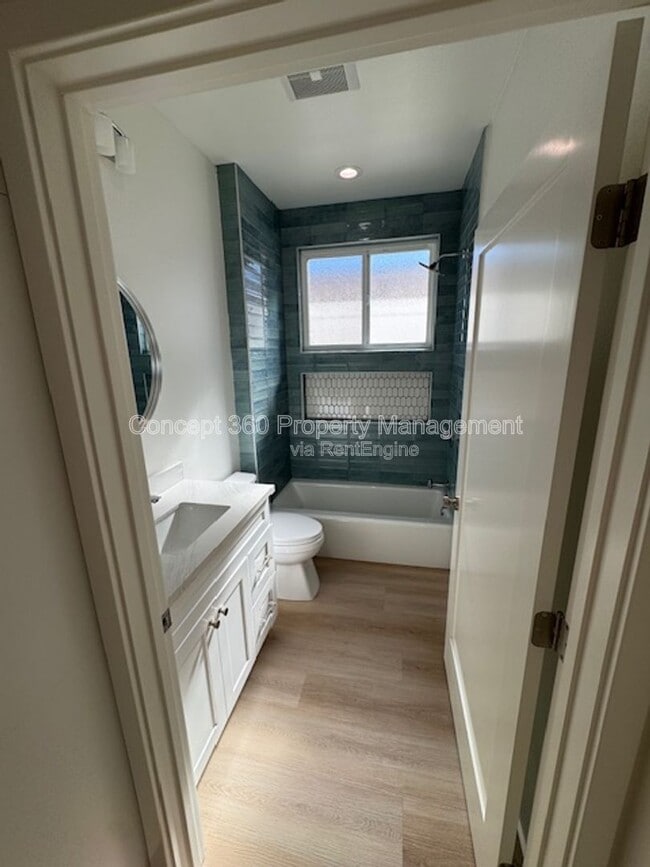 Building Photo - 6170 Briercrest Ave