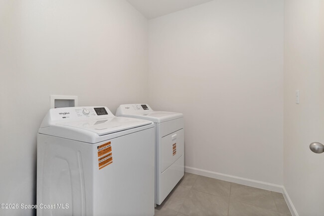 Building Photo - 5072 Alabaster Dr