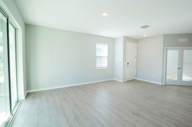 Building Photo - 4010 Westwood Flds Lp
