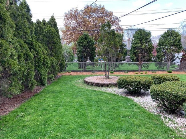 Building Photo - 35984 Scone St