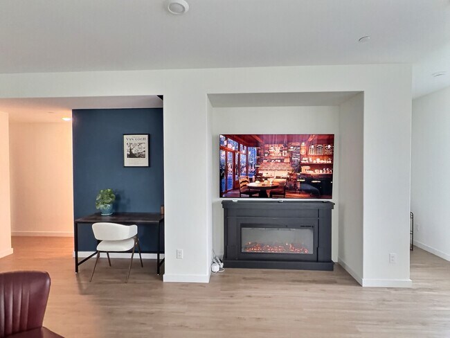 Building Photo - 27589 Sanctuary Ct
