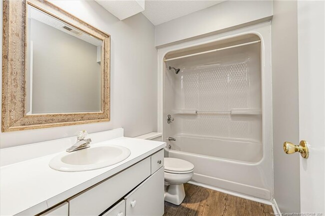 Building Photo - 525 Cypress Trace Dr