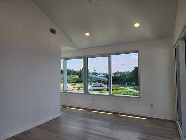 Building Photo - WATERFRONT ON WATSON BAYOU