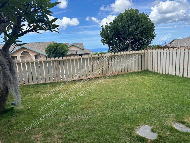 Building Photo - Charming Pet Friendly 2-Bedroom Home with ...