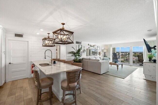 Building Photo - 420 64th Ave