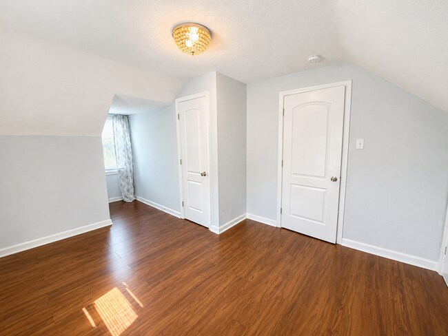 Building Photo - 3401 Brighton St