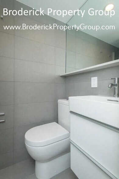 Building Photo - 464 Massachusetts Ave