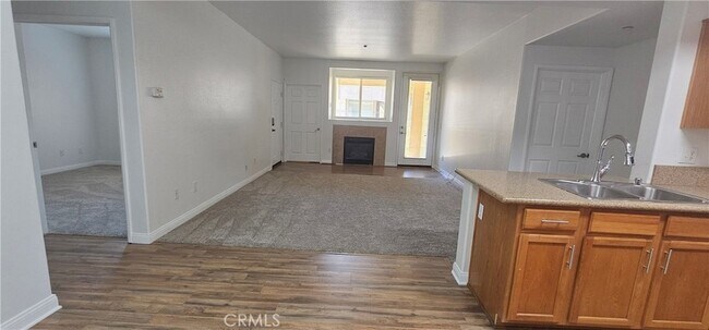 Building Photo - 41410 Juniper St