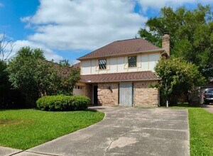 Building Photo - 15526 Rio Plaza Dr