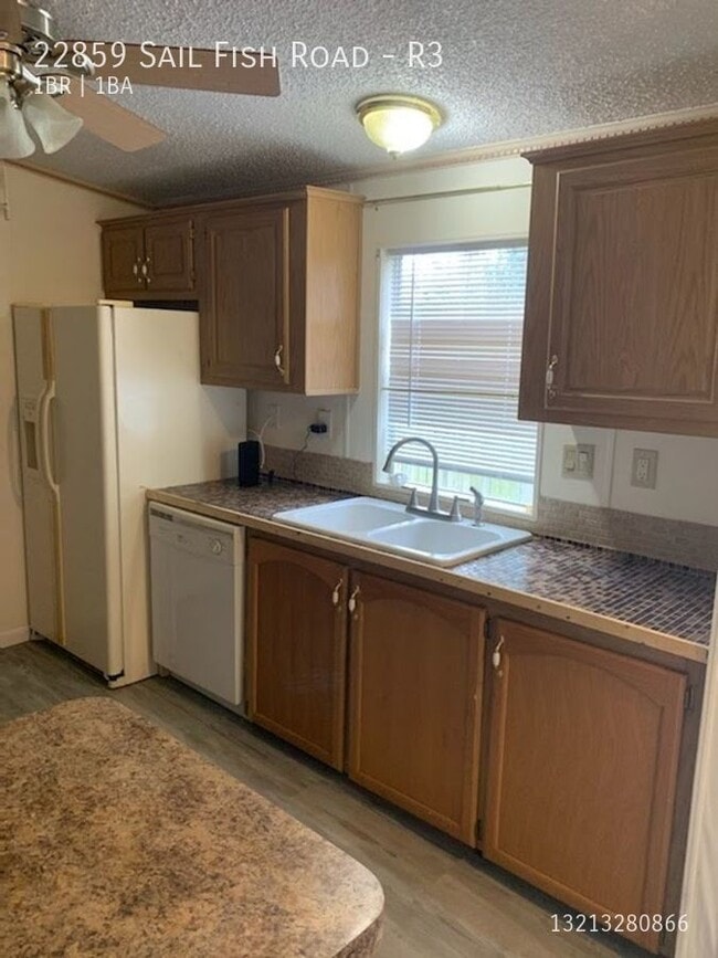 Building Photo - 22859 Sailfish Rd