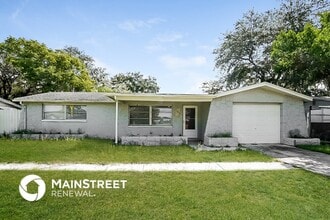 Building Photo - 11612 Crystal Lake Dr