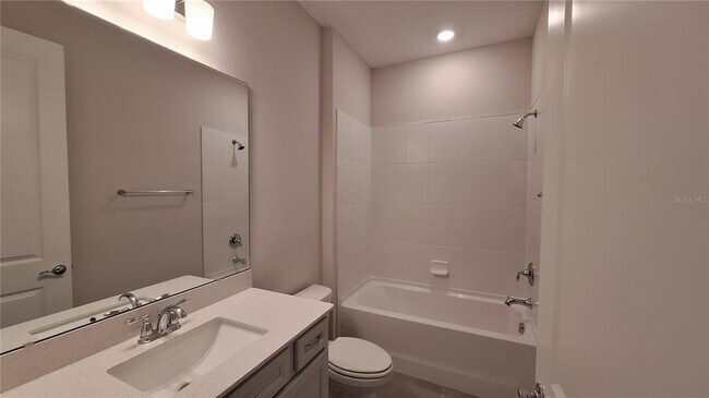 Building Photo - 2084 Branched Oak Rd