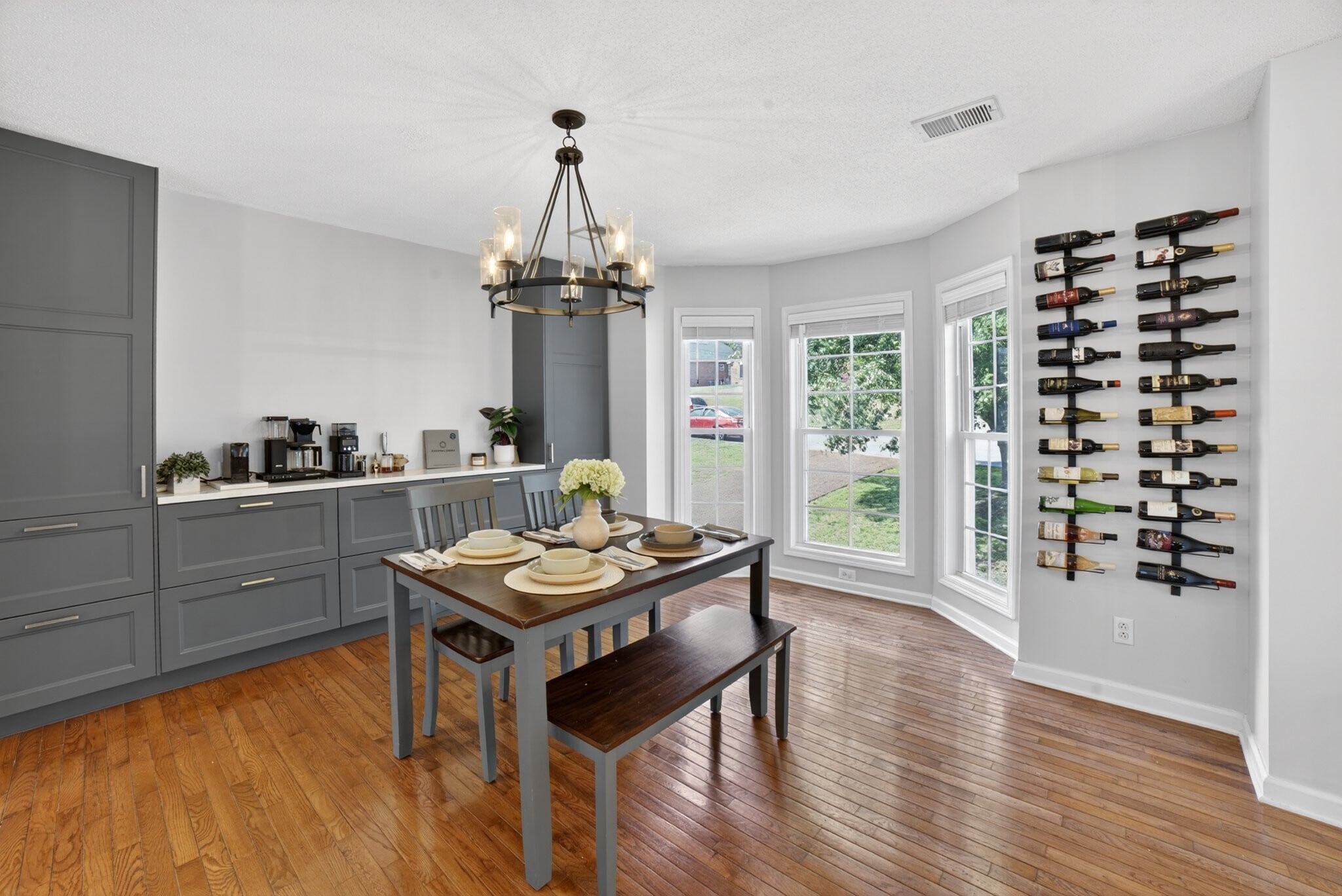 Building Photo - 2129 Quail Ridge Dr