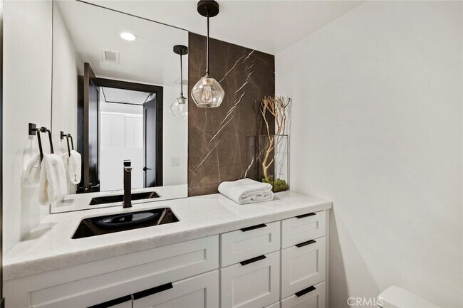 Building Photo - 23276 Atlantis Way