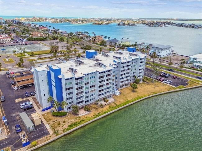 Building Photo - 500 Treasure Island Causeway