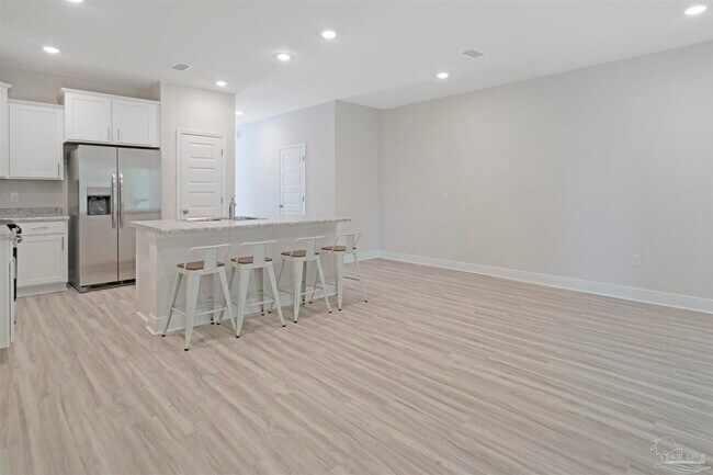 Building Photo - 8351 Bluejack Dr