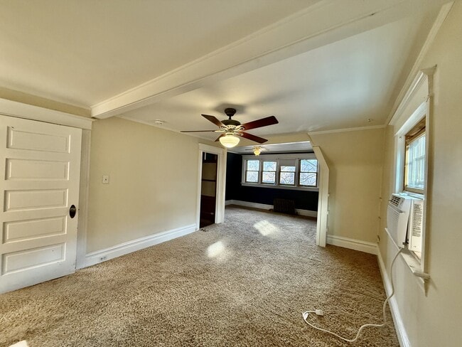 Building Photo - 1228 Bryan Ave