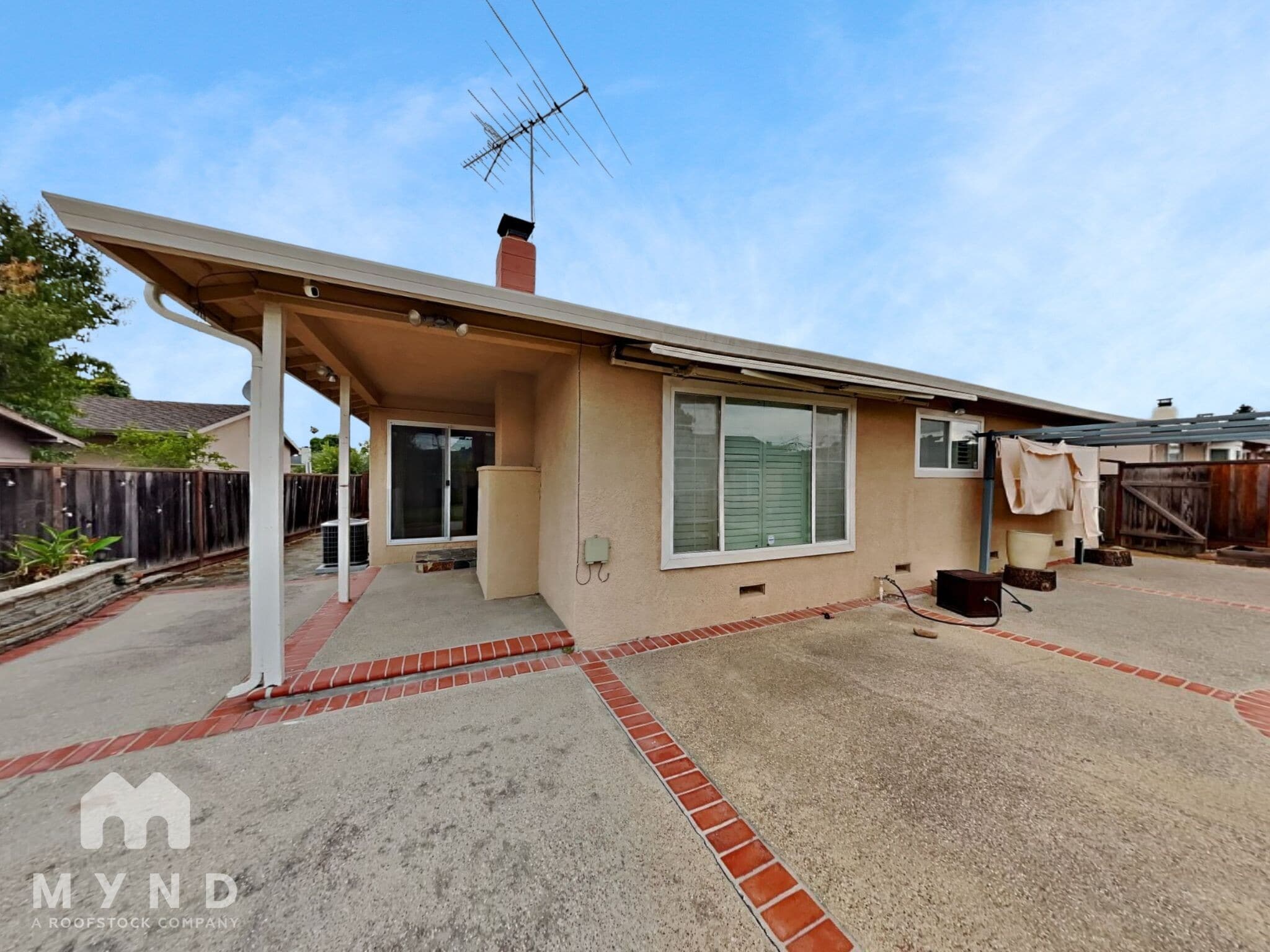 Building Photo - 4690 Cambio Ct