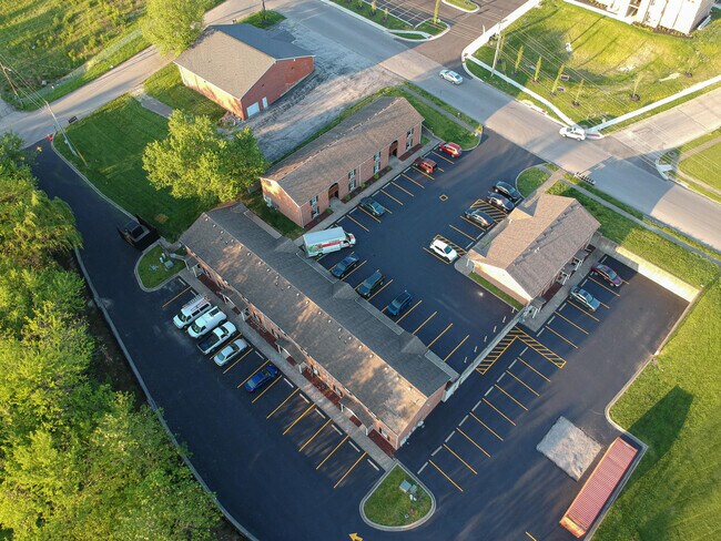 Building Photo - 236 Wray Ct