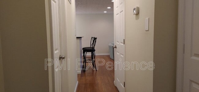 Building Photo - 204 Taurus Dr