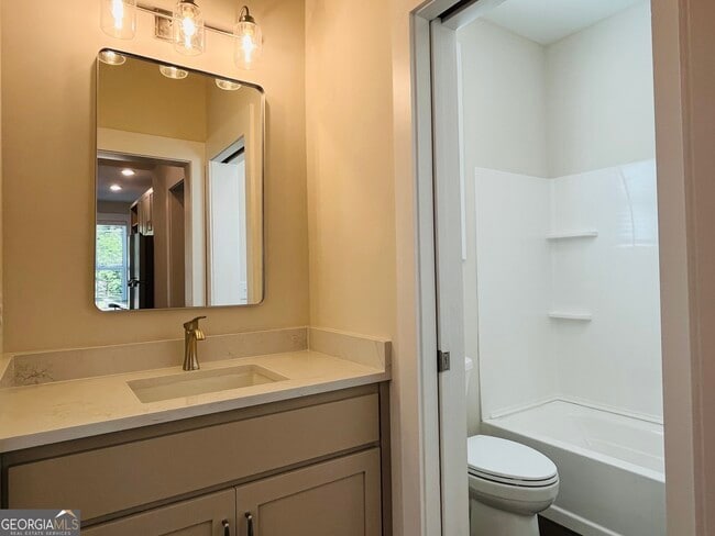 Building Photo - 105 Gardenia Ln