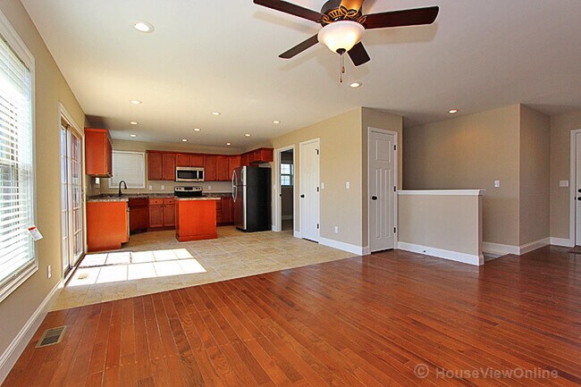 Building Photo - Home in Jackson Ridge Subdivision