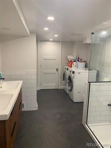 Building Photo - 5607 E 14th Ave