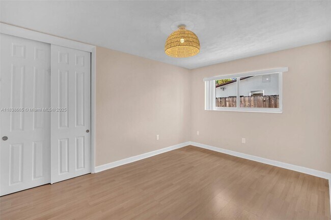 Building Photo - 9200 SW 54th St