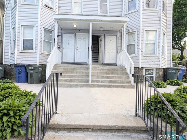 Building Photo - 103 Catherine St