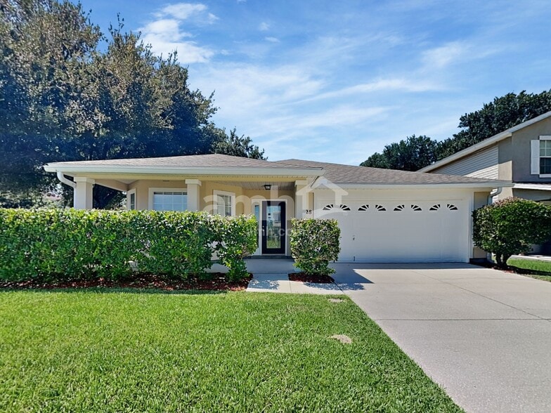 Primary Photo - 14428 Woodfield Cir N