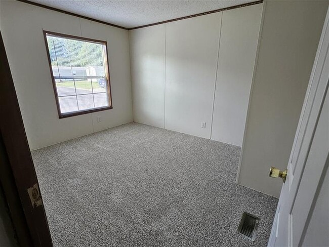 Building Photo - 308 Bay Port Cir