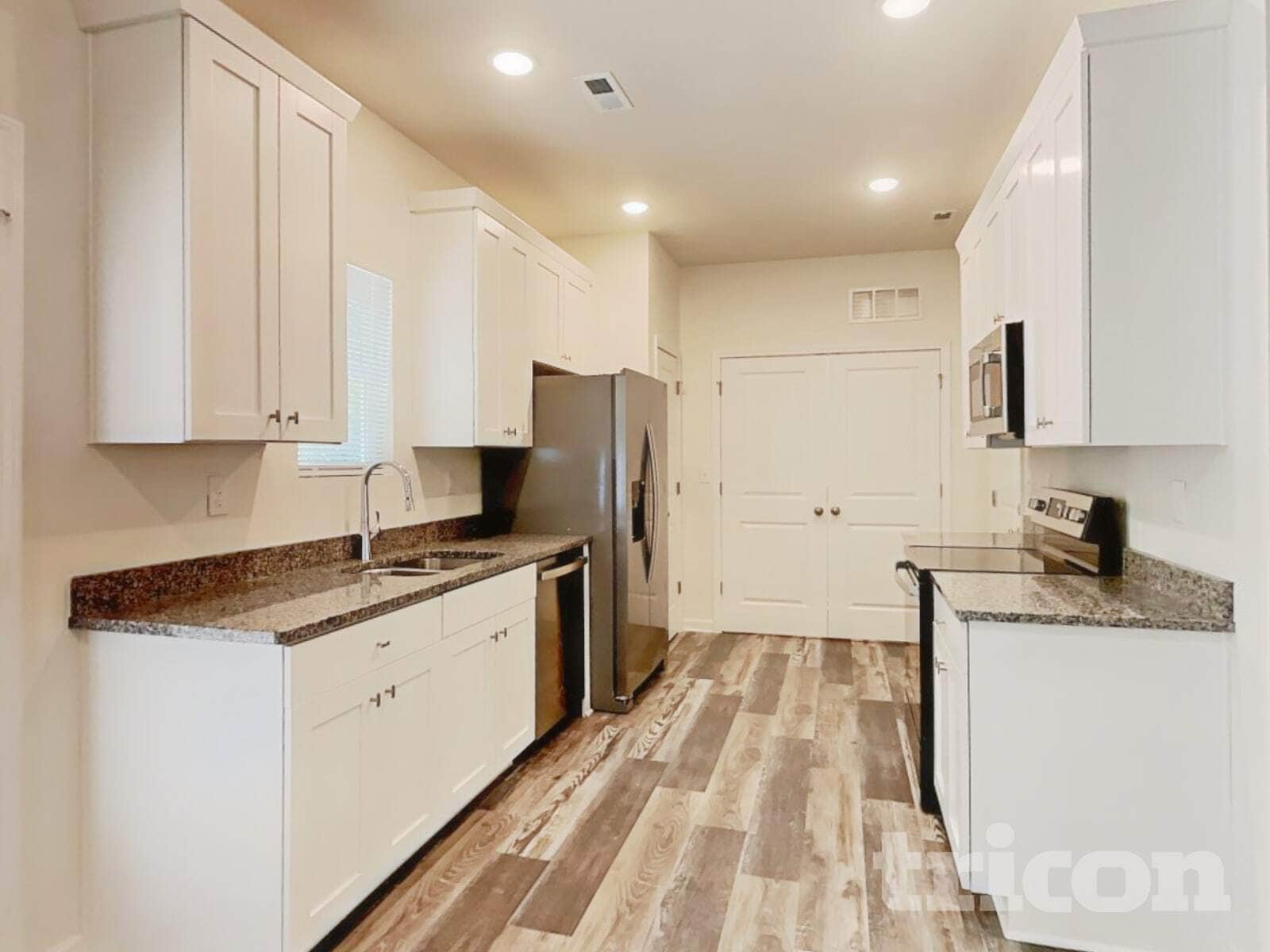 Building Photo - 109 Sunwood Ct