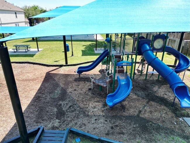 Building Photo - 3530 Barkers Crossing Ave