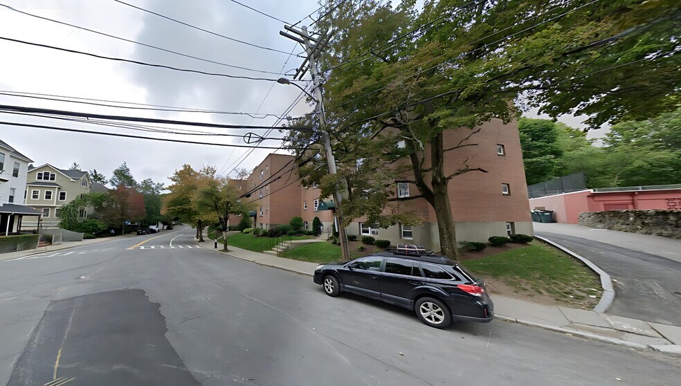 Building Photo - 79 Chestnut St