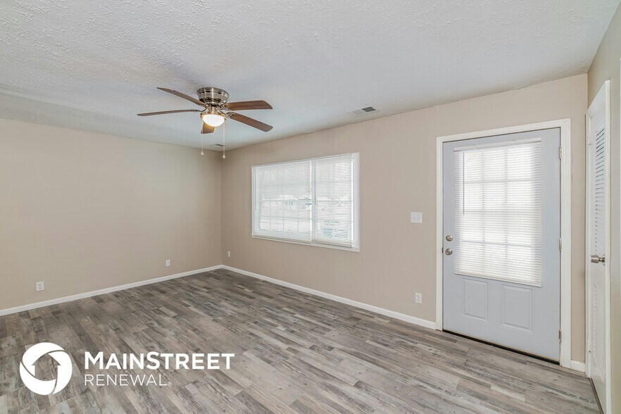 Building Photo - 5810 Alanadale Dr