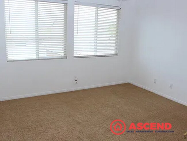 Building Photo - Gorgeous 2-Story 4 bdrm + Office House in Southwest