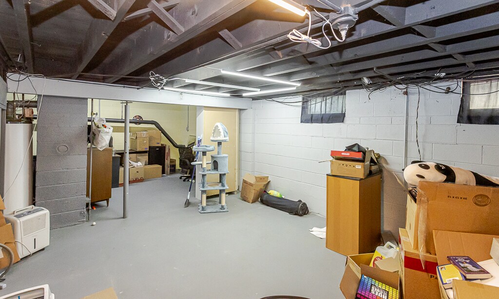 Building Photo - 6125 Seaman Rd