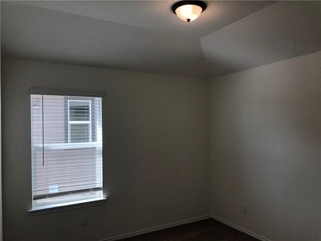 Building Photo - 625 Jud Allen Wy