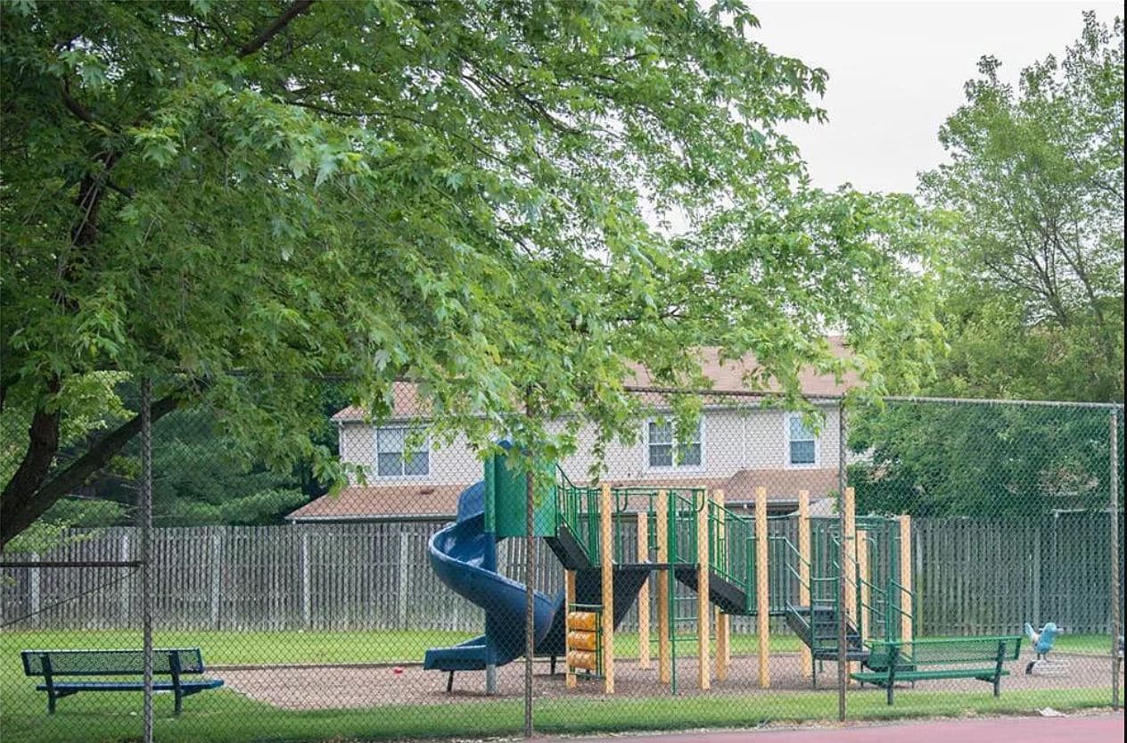 Fenced play area - 167 Pennsylvania Way