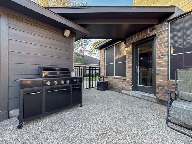 Building Photo - 1804 San Jose St