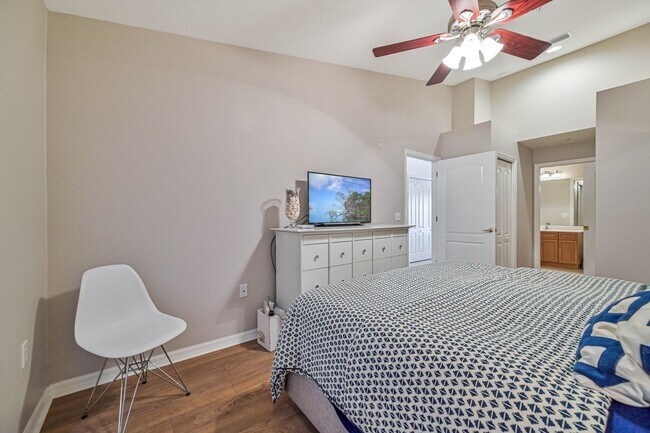 Building Photo - SHORT TERM Rental in Bella Terra - (7.1 - ...